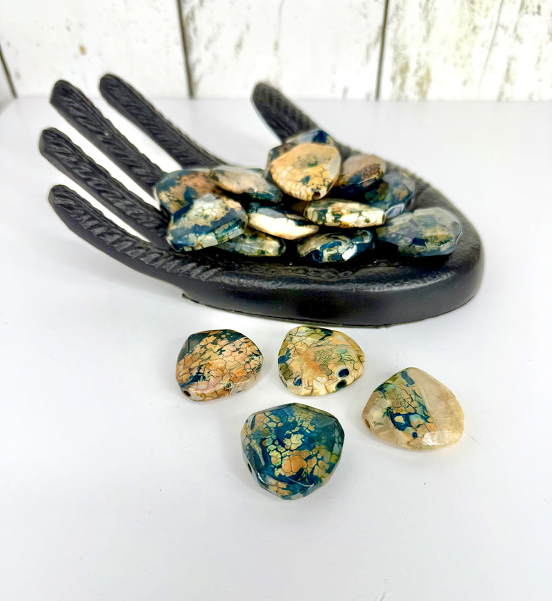 30mm Faceted Agate Gemstone Beads – Unique Polygon Shape for Jewelry Making - One Piece