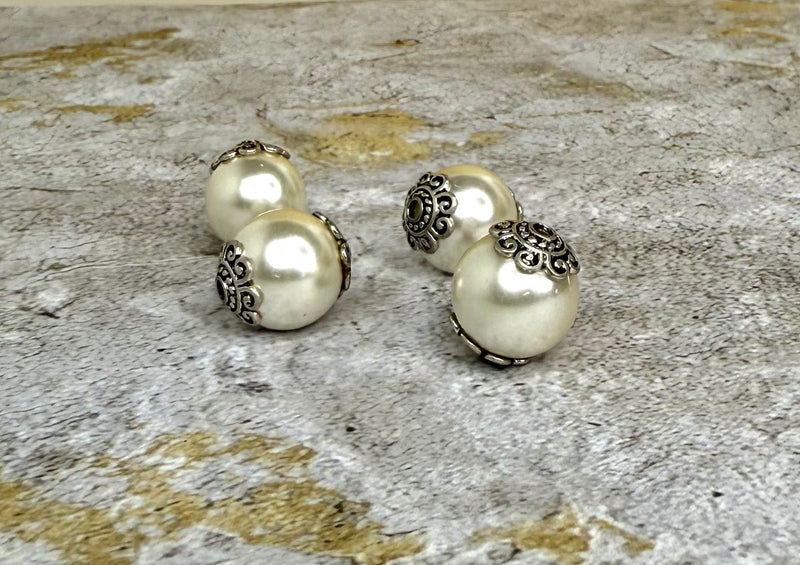(4) 14mm Flower Cap Round Sheel Pearl Beads | Antique Silver Tone | DIY Jewelry Designs | 4 Pcs