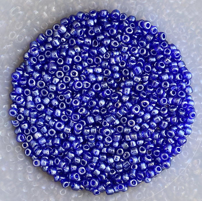 6/0 Opaque Ceylon Blue