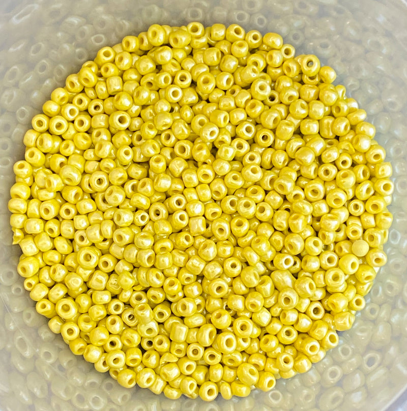 6/0 Opaque Ceylon Lemon Yellow