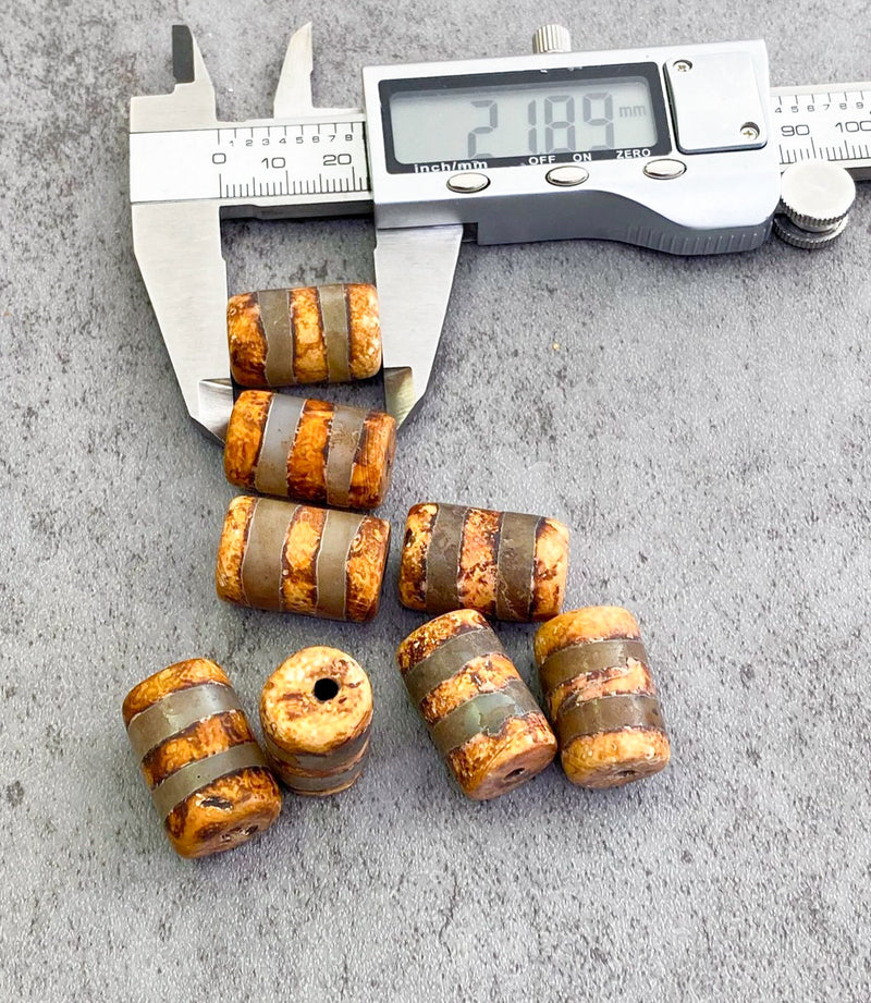 21mm Tibetan Agate Focal Beads