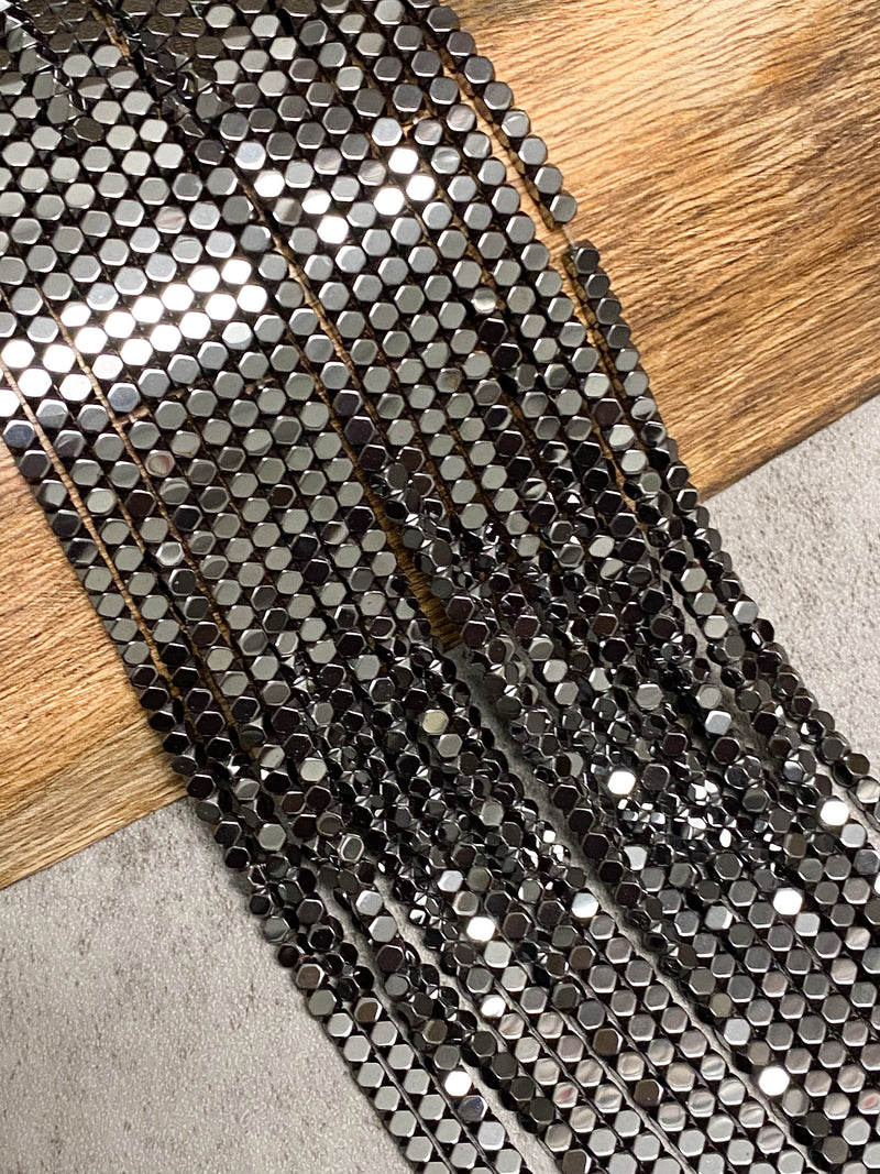4x4mm Cubed Hematite