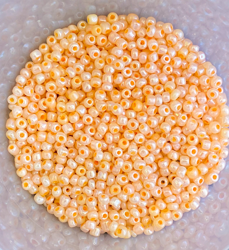 6/0 Opaque Ceylon Soft Peach